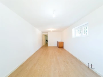Moradia T4 para Venda em Gondomar (São Cosme), Valbom e Jovim