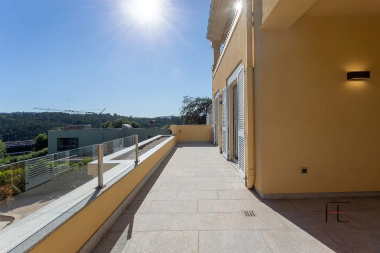 Moradia T4 para Venda em Gondomar (São Cosme), Valbom e Jovim Foto 13