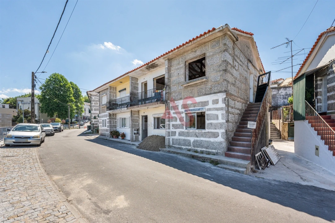 Moradia T2 para Venda em Creixomil Foto 10