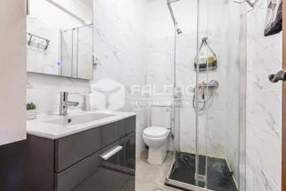 Apartamento T4 para Venda em Marvila, Ribeira Santarém, São Salvador, São Nicolau