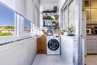 Apartamento T4 para Venda em Marvila, Ribeira Santarém, São Salvador, São Nicolau