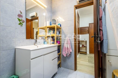 Apartamento T4 para Venda em Marvila, Ribeira Santarém, São Salvador, São Nicolau