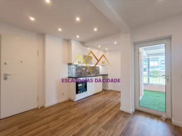 Apartamento T2 para Venda em Queluz e Belas