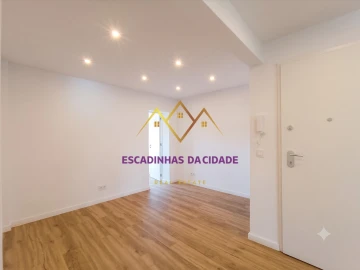 Apartamento T2 para Venda em Queluz e Belas