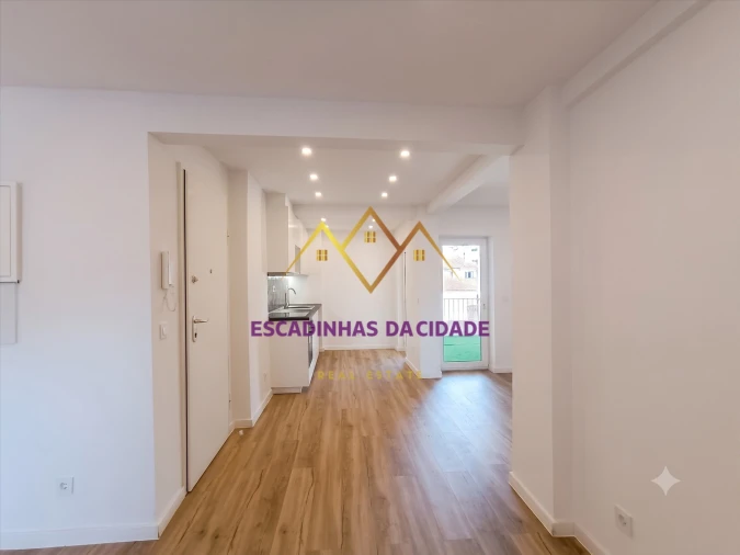 Apartamento T2 para Venda em Queluz e Belas Foto 6