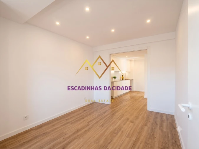 Apartamento T2 para Venda em Queluz e Belas Foto 12