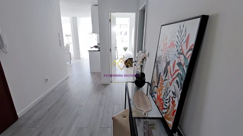 Apartamento T3 para Venda em Benfica