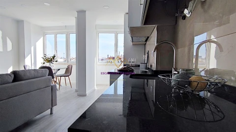 Apartamento T3 para Venda em Benfica