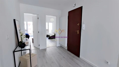 Apartamento T3 para Venda em Benfica