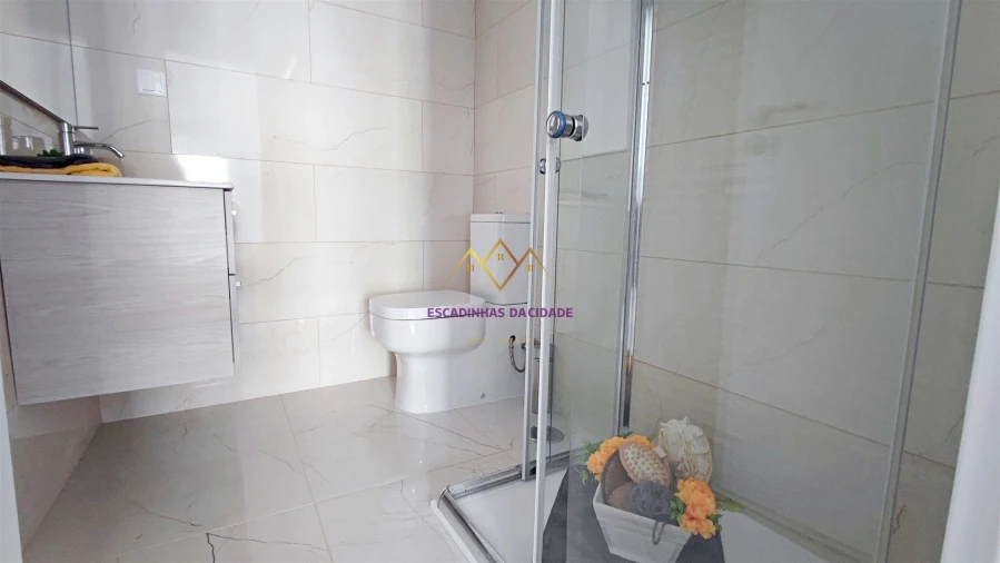 Apartamento T3 para Venda em Benfica Foto 49