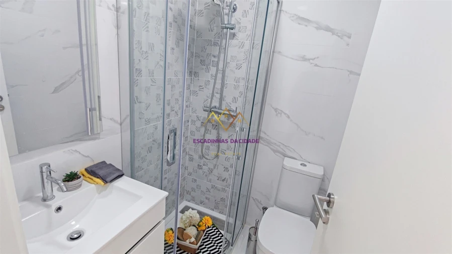 Apartamento T3 para Venda em Benfica Foto 58