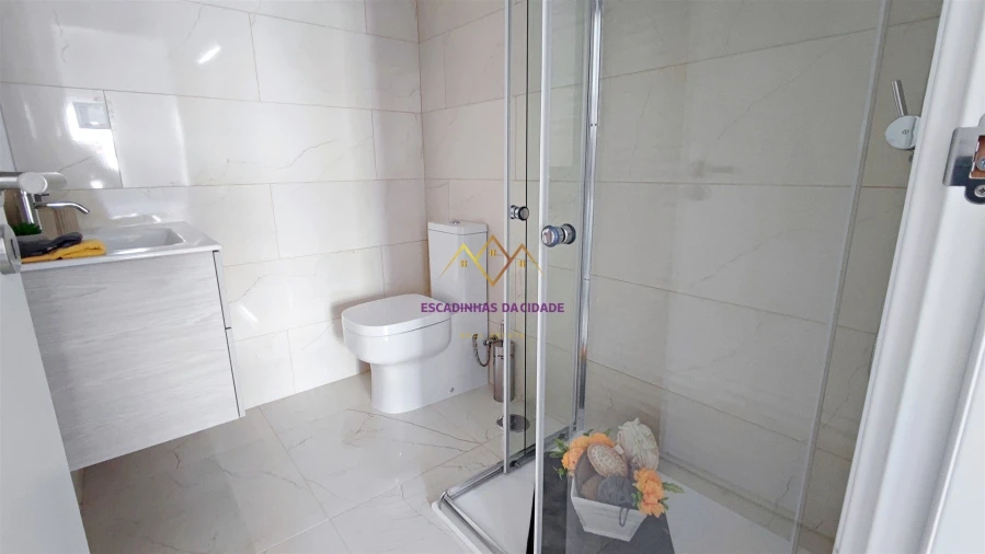 Apartamento T3 para Venda em Benfica Foto 18