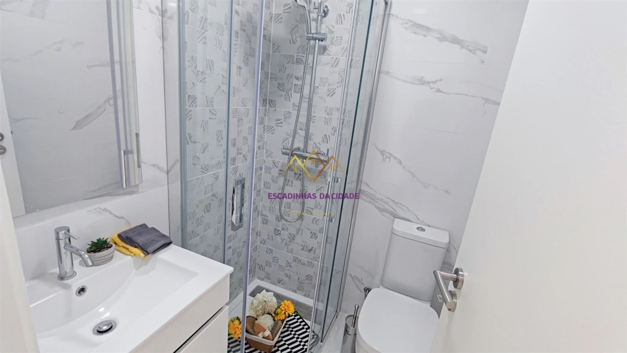 Apartamento T3 para Venda em Benfica Foto 58