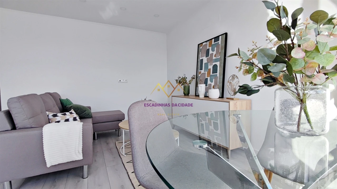 Apartamento T3 para Venda em Benfica Foto 4