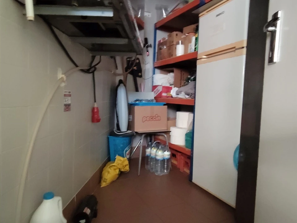 Loja para Trespasse em São Pedro e Santa Maria e Vila Boa do Mondego Foto 3