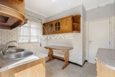 Moradia T3 para Venda em Ferreiros e Gondizalves