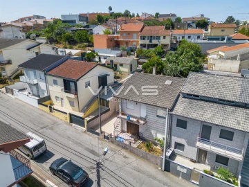 Moradia T3 para Venda em Ferreiros e Gondizalves