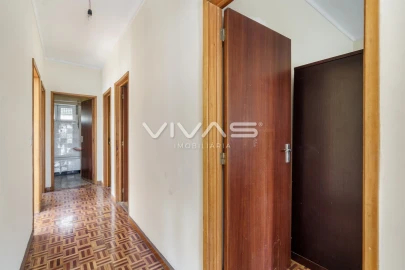 Moradia T3 para Venda em Ferreiros e Gondizalves