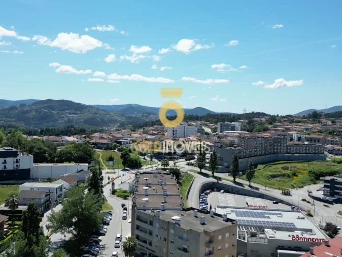 Loja para Venda em Alpendorada, Várzea e Torrão Foto 12