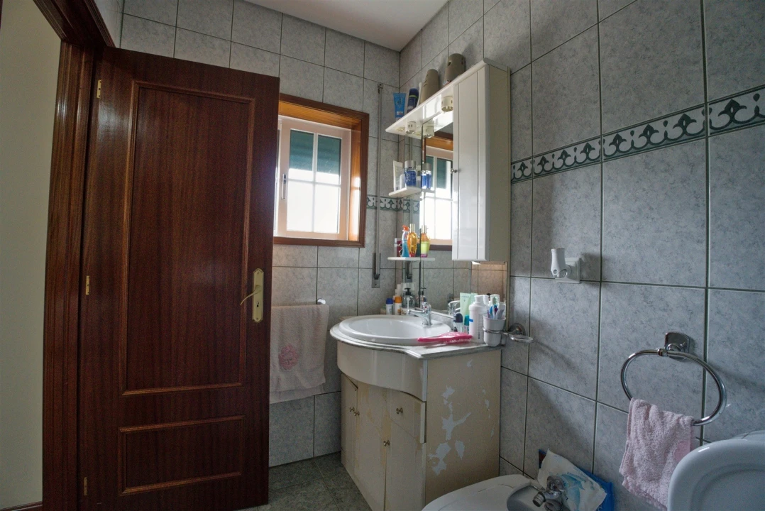 Moradia T4 para Venda em Real Foto 63