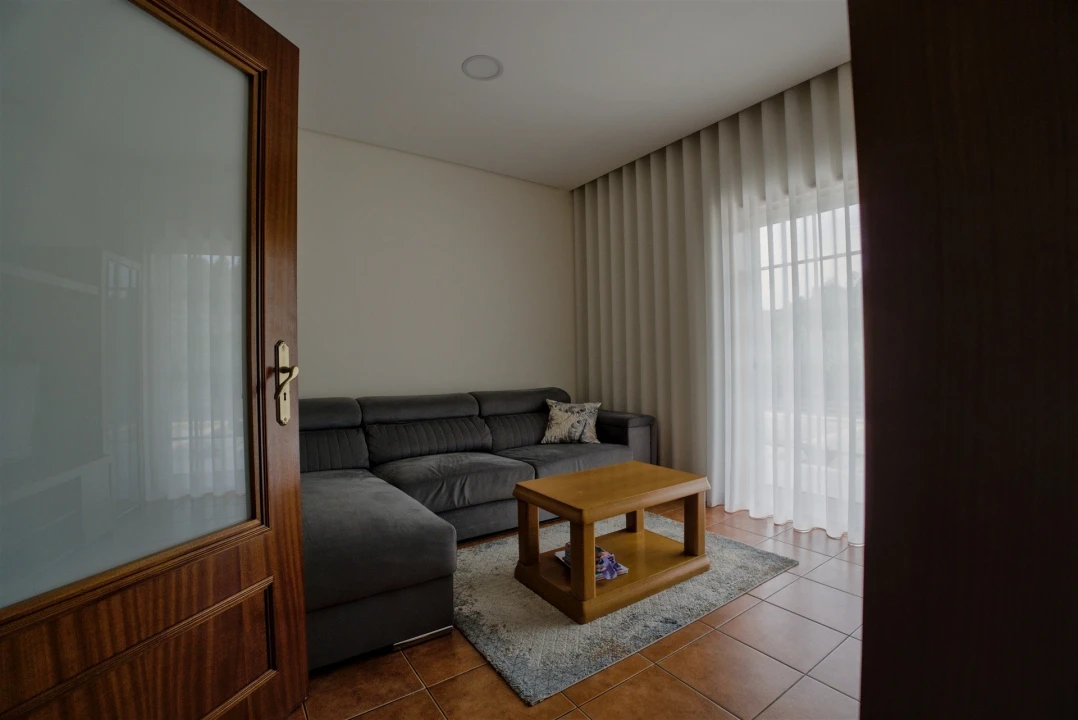 Moradia T4 para Venda em Real Foto 78