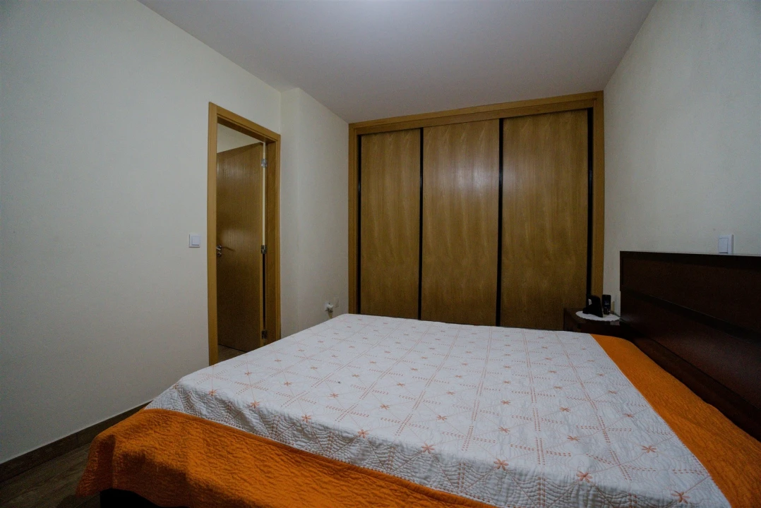 Moradia T4 para Venda em Real Foto 7