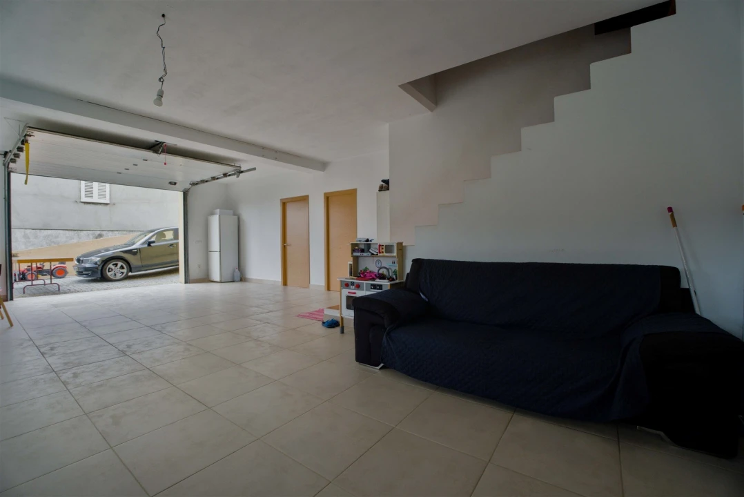 Moradia T4 para Venda em Real Foto 44