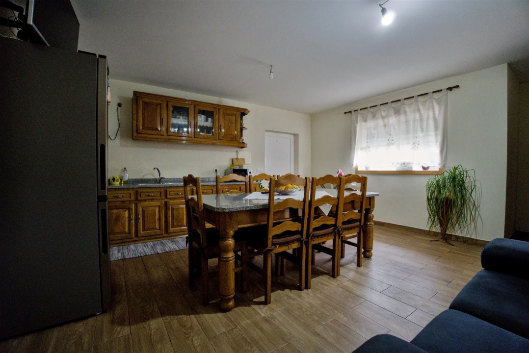 Moradia T4 para Venda em Real Foto 42