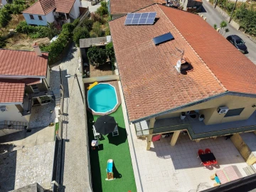Moradia T4 para Venda em Real
