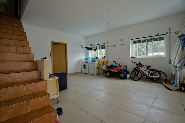Moradia T4 para Venda em Real Foto 47