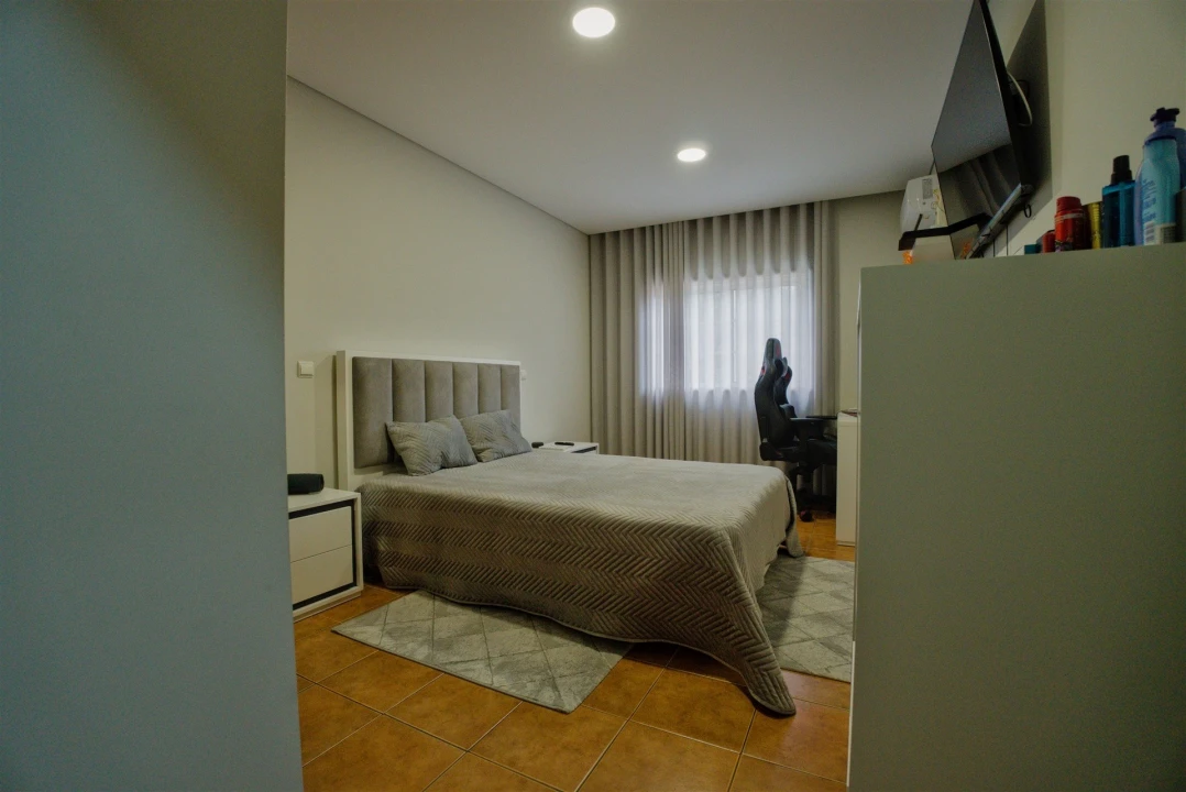 Moradia T4 para Venda em Real Foto 60