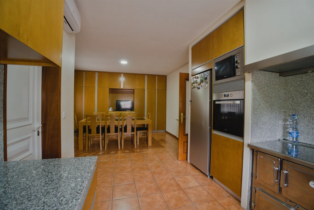 Moradia T4 para Venda em Real Foto 34