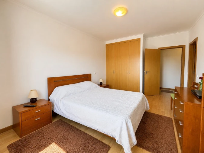 Apartamento T2 para Arrendamento em Leiria, Pousos, Barreira e Cortes Foto 9