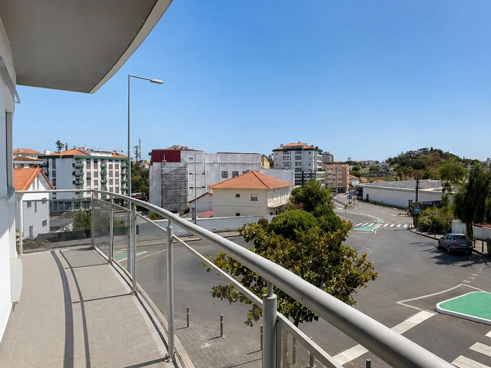 Apartamento T2 para Arrendamento em Leiria, Pousos, Barreira e Cortes Foto 15