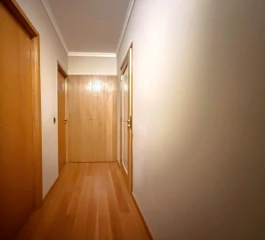 Apartamento T3 para Arrendamento em Aldoar, Foz do Douro e Nevogilde