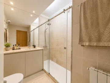 Apartamento T3 para Arrendamento em Aldoar, Foz do Douro e Nevogilde