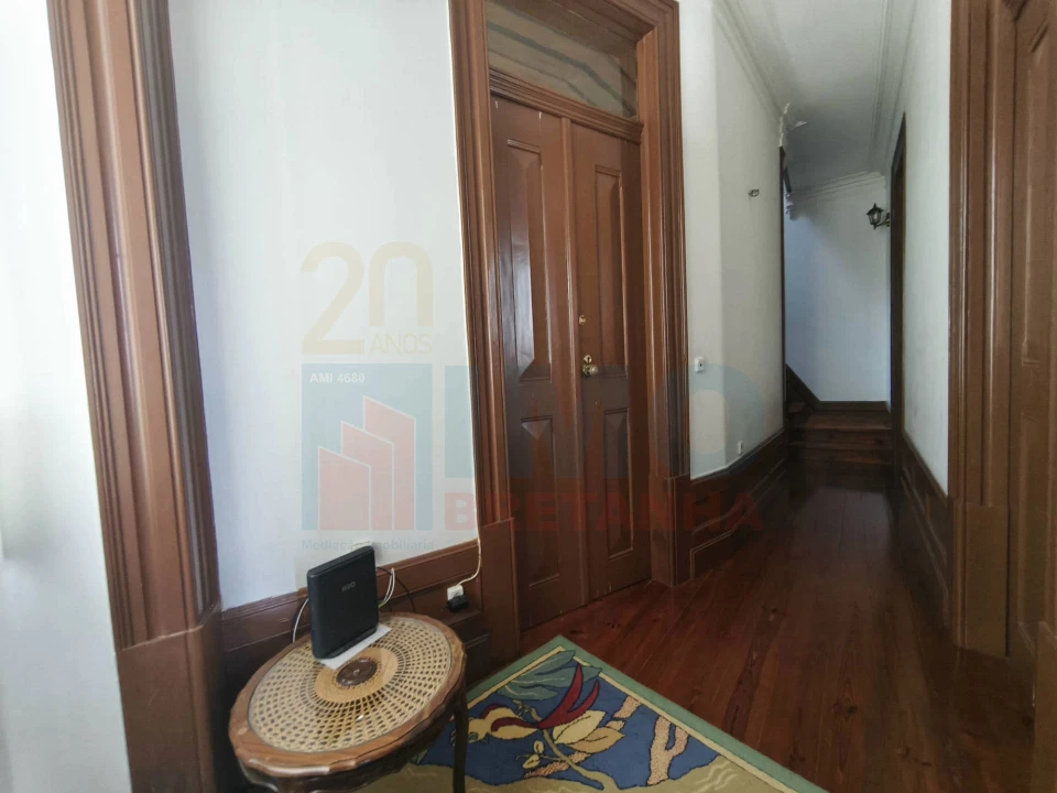 Moradia T8 para Venda em Sé Nova, Santa Cruz, Almedina e São Bartolomeu Foto 22