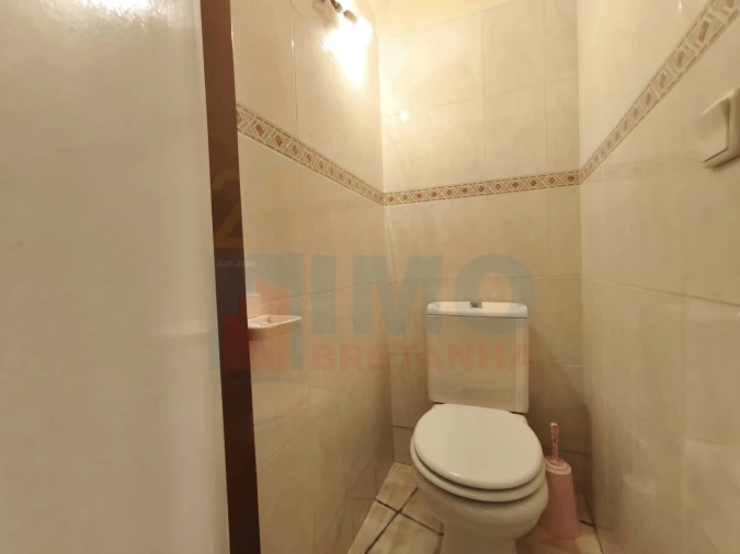 Moradia T8 para Venda em Sé Nova, Santa Cruz, Almedina e São Bartolomeu Foto 7