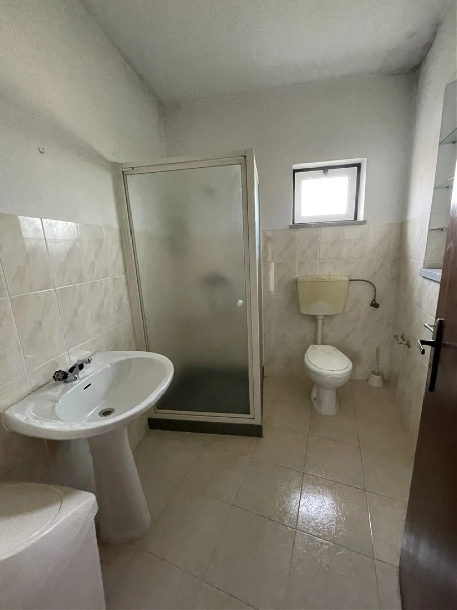 Garagem para Venda em São Paio Foto 4