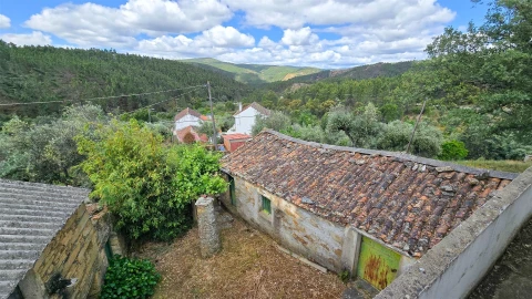 Quinta T3 para Venda em Sarzedas