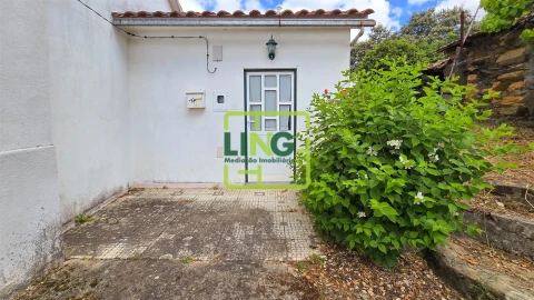 Quinta T3 para Venda em Sarzedas