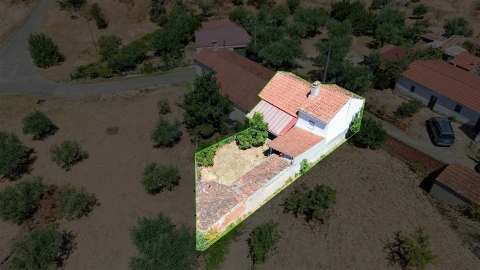 Moradia T3 para Venda em Sarzedas