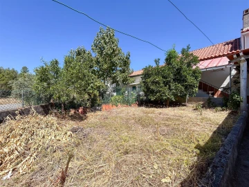 Moradia T3 para Venda em Sarzedas
