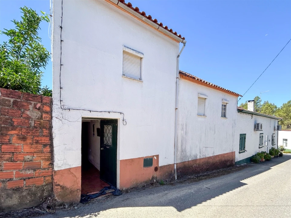 Moradia T3 para Venda em Sarzedas Foto 1