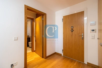 Apartamento T2 para Arrendamento em Paranhos