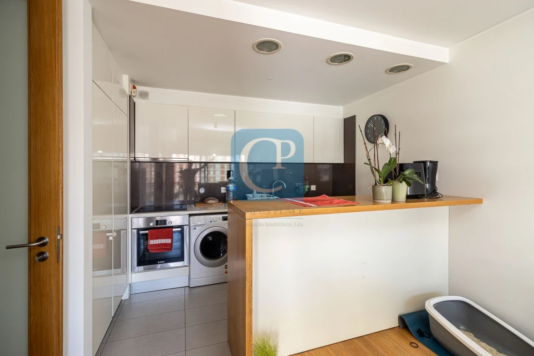Apartamento T2 para Arrendamento em Paranhos Foto 4