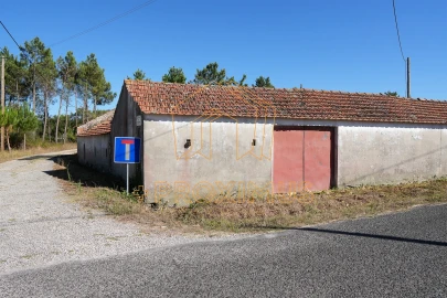 Moradia T2 para Venda em Ferreira-A-Nova