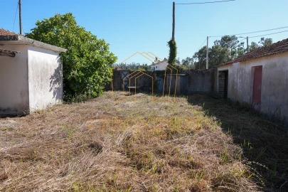 Moradia T2 para Venda em Ferreira-A-Nova
