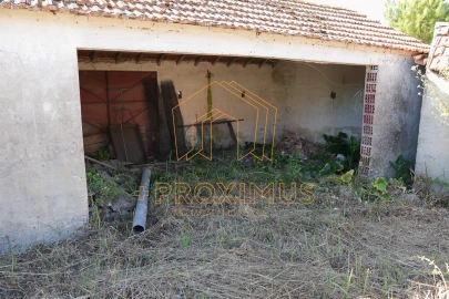 Moradia T2 para Venda em Ferreira-A-Nova