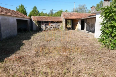 Moradia T2 para Venda em Ferreira-A-Nova